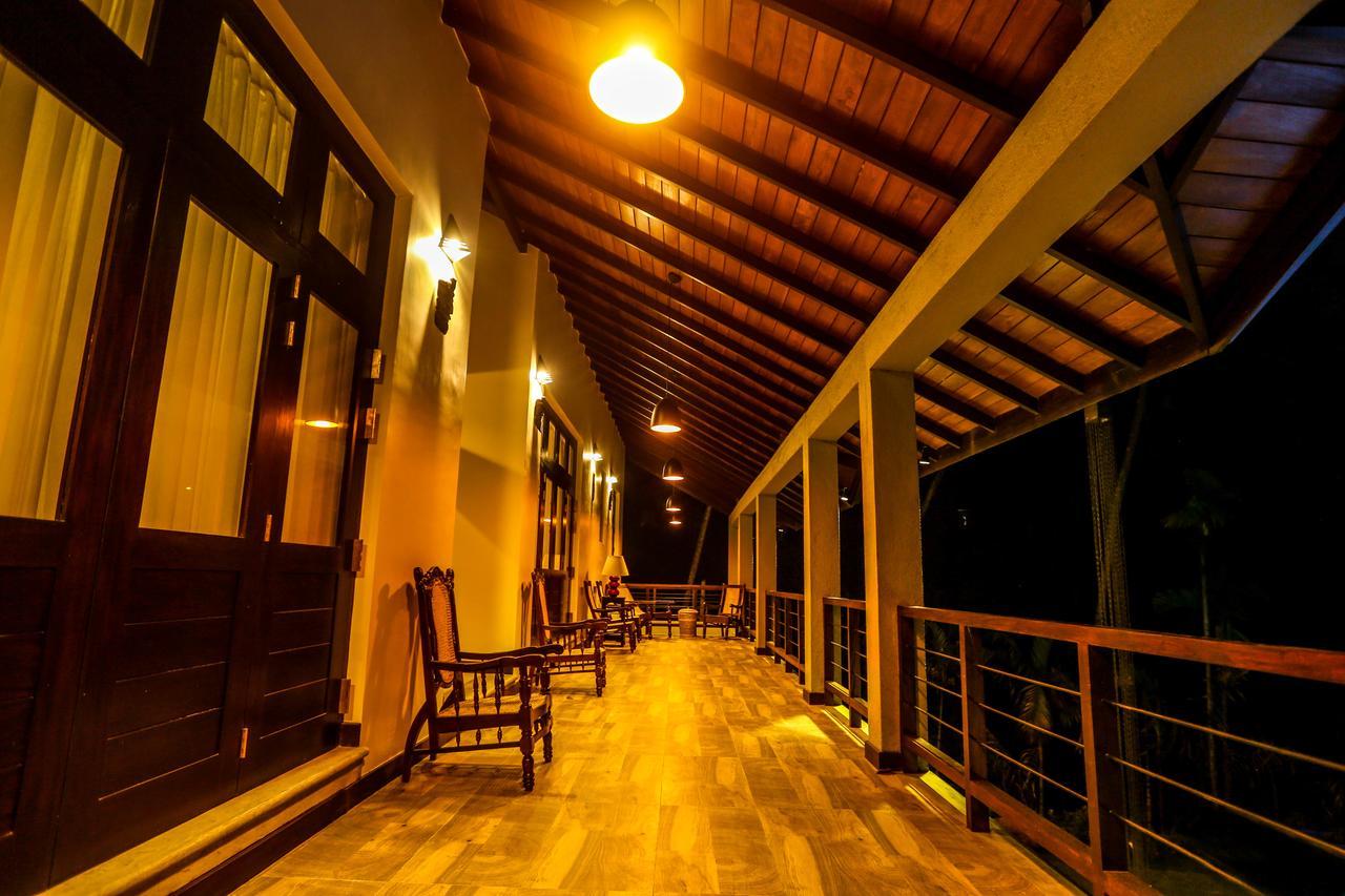 Huluganga Ridge, Kandy Karalliyadda Екстер'єр фото